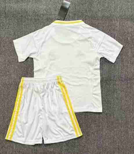 Camiseta-Real-Madrid-Primera-Equipación-HombreNiño-2526_01