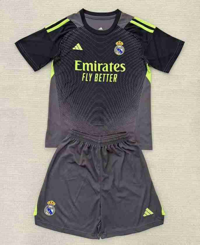 Equipacion Real Madrid Conjunto Niños Portero 2025 2026